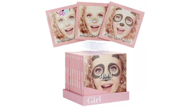 Who's That Girl Selfie Mask