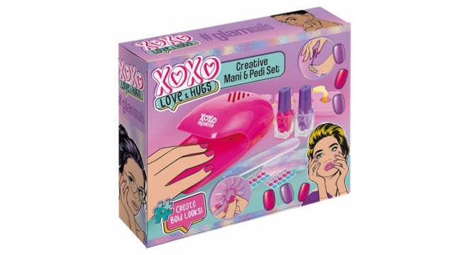 Love and Hugs Manicure-Pedicure Set